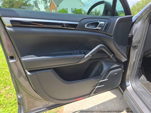 2013 Porsche Cayenne Tiptronic