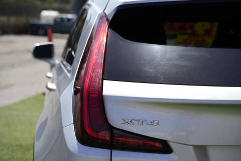2021 Cadillac XT4 Premium Luxury