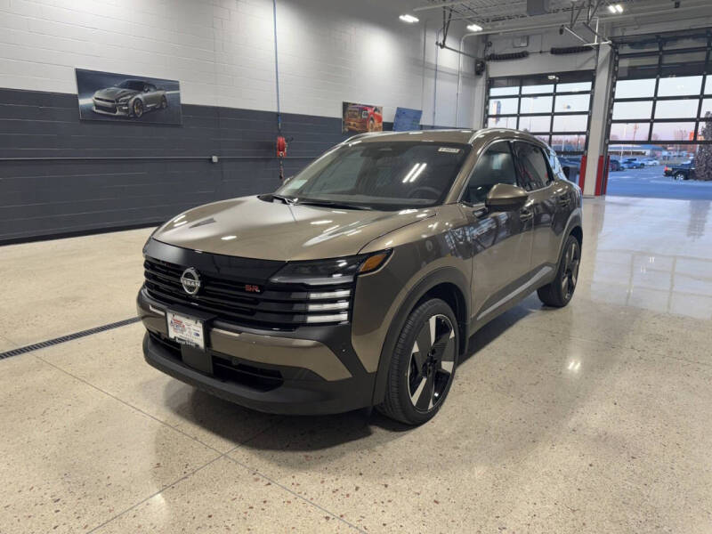 2025 Nissan Kicks SR