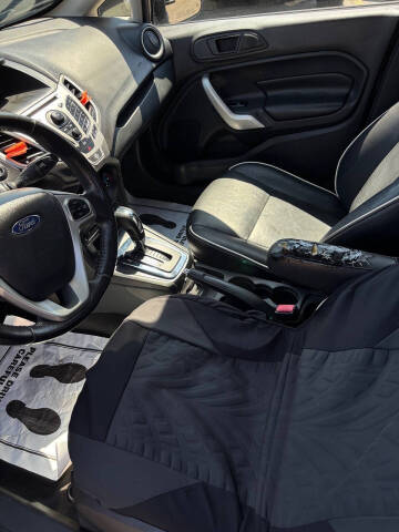 2013 Ford Fiesta Titanium