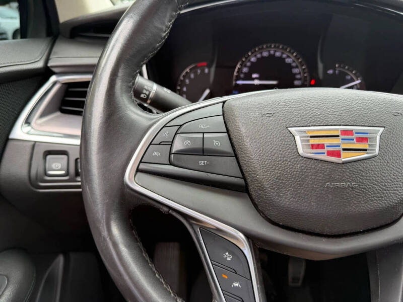 2017 Cadillac XT5 Luxury