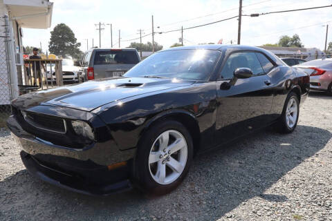 2014 Dodge Challenger SXT