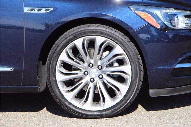 2017 Buick LaCrosse Essence