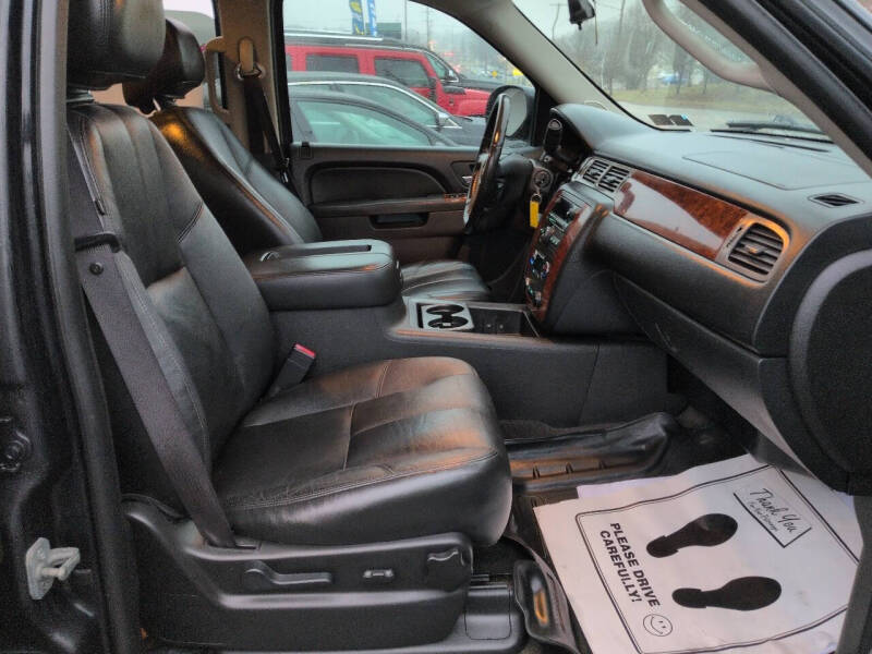 2012 Chevrolet Suburban LT