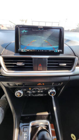 2018 Mazda MAZDA3 Touring