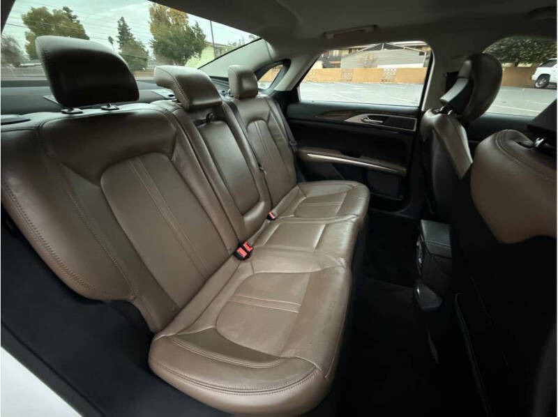 2016 Lincoln MKZ Hybrid