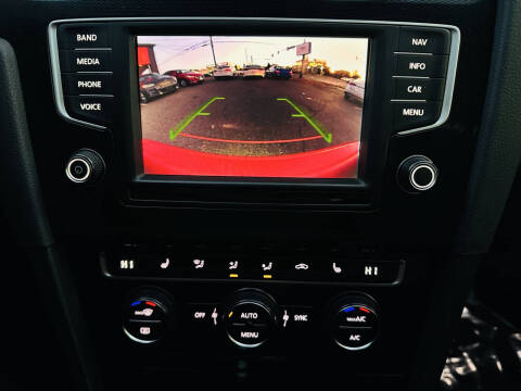 2016 Volkswagen Golf GTI Autobahn