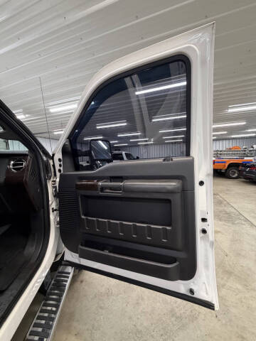 2016 Ford F-250 Super Duty Platinum