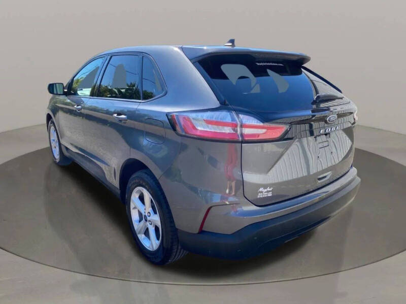 2021 Ford Edge SE