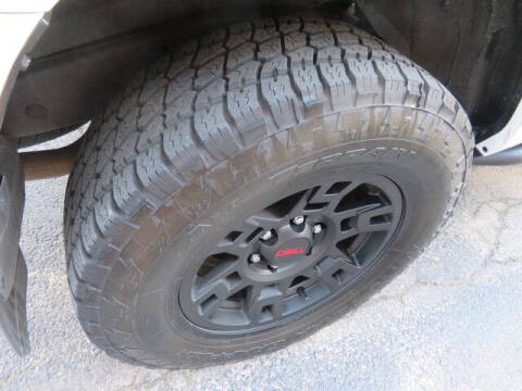 2024 Toyota 4Runner TRD Off-Road