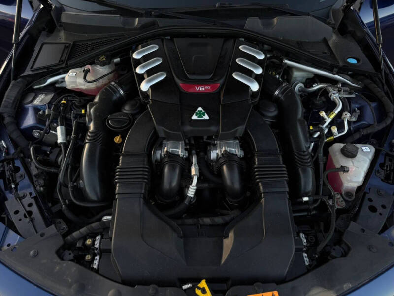 2017 Alfa Romeo Giulia Quadrifoglio