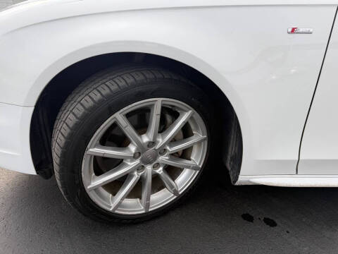 2015 Audi A4 2.0T quattro Premium