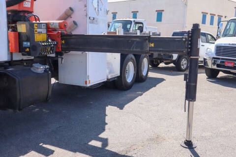 2013 Freightliner M2 112