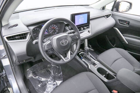 2025 Toyota Corolla Cross LE