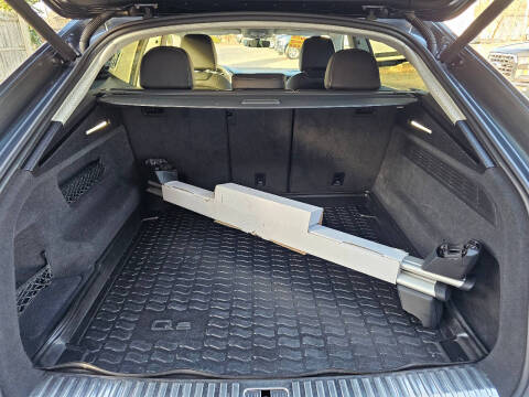 2020 Audi Q8 quattro Premium Plus 55 TFSI