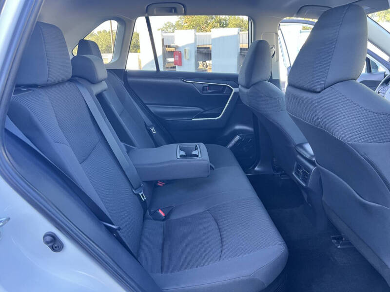 2019 Toyota RAV4 Hybrid LE