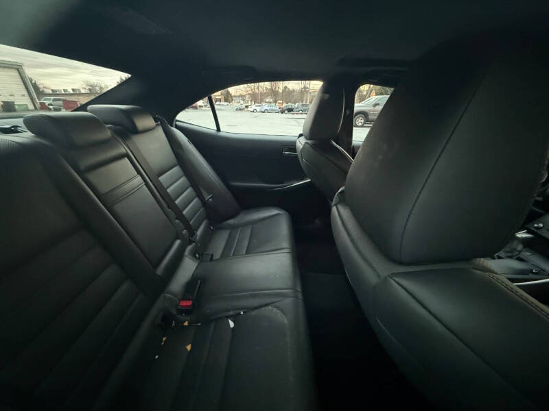 2015 Lexus IS 250 Crafted Line