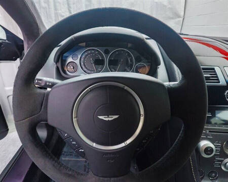 2011 Aston Martin V12 Vantage