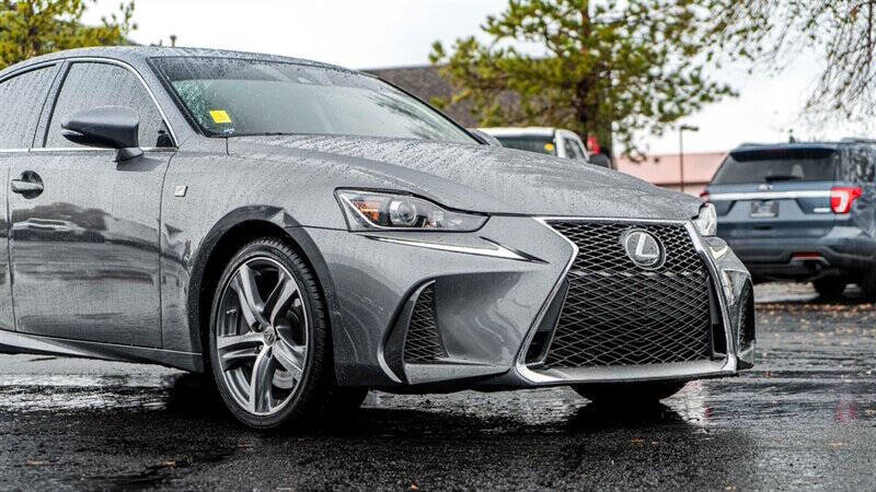 2017 Lexus IS 300