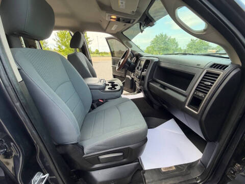 2017 RAM 1500 Express