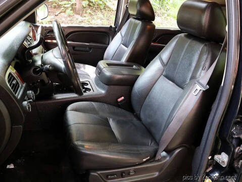 2011 GMC Yukon XL SLT