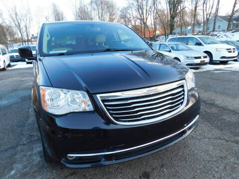 2015 Chrysler Town and Country Touring