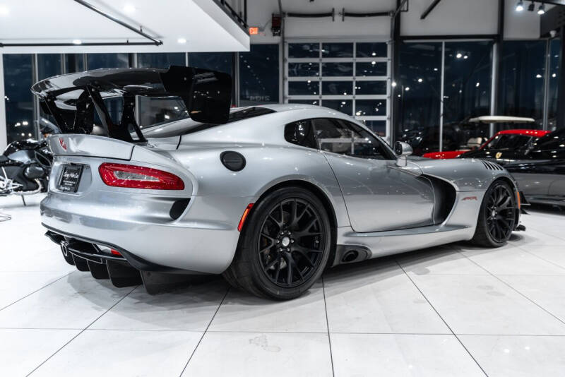 2017 Dodge Viper GTC