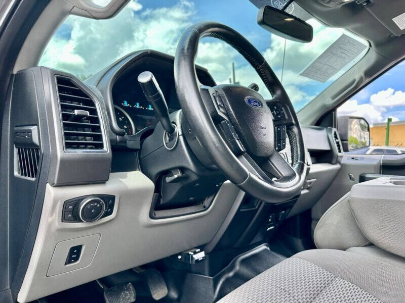 2017 Ford F-150 Pickup - $19,995