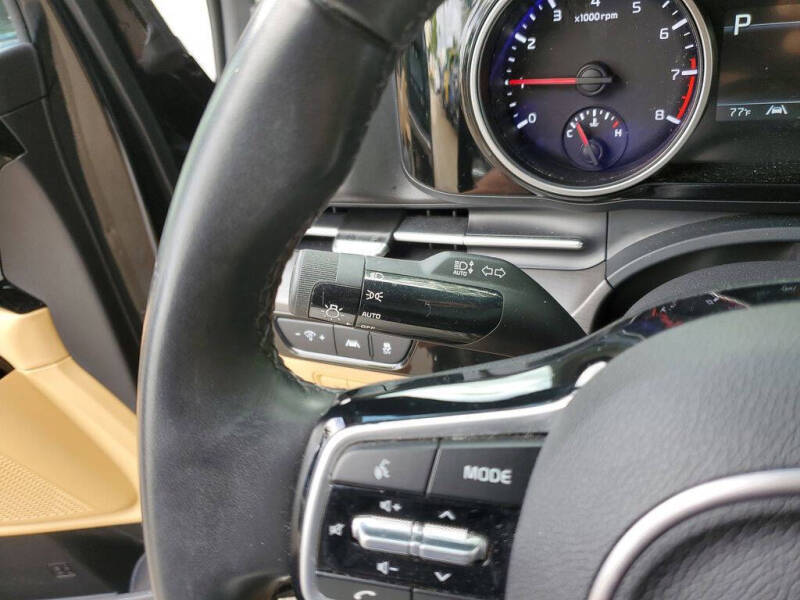 2022 Kia Carnival EX