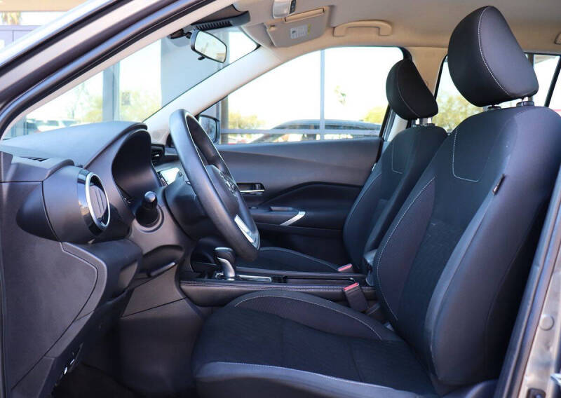 2021 Nissan Kicks SV