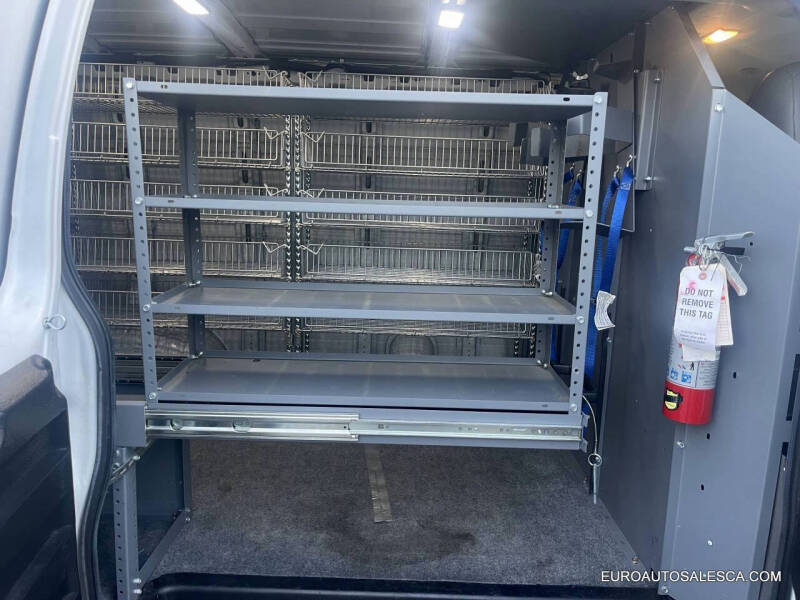 2021 Chevrolet Express 2500