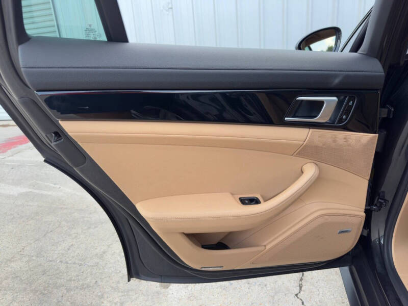 2021 Porsche Panamera 4 E-Hybrid