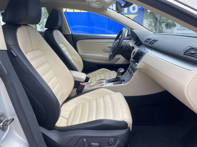 2010 Volkswagen CC Luxury