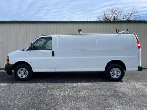 2022 Chevrolet Express 2500