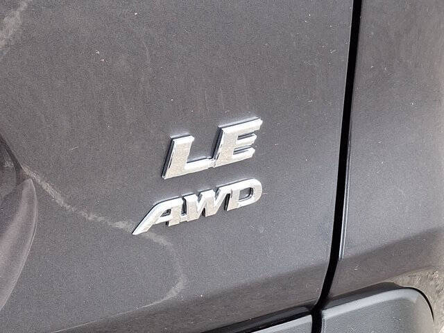 2023 Toyota RAV4 LE