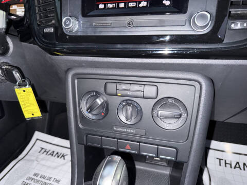 2018 Volkswagen Beetle 2.0T Coast