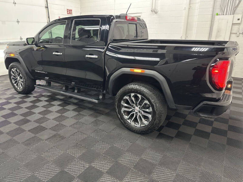 2024 GMC Canyon Denali