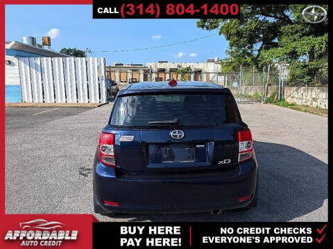 2010 Scion xD