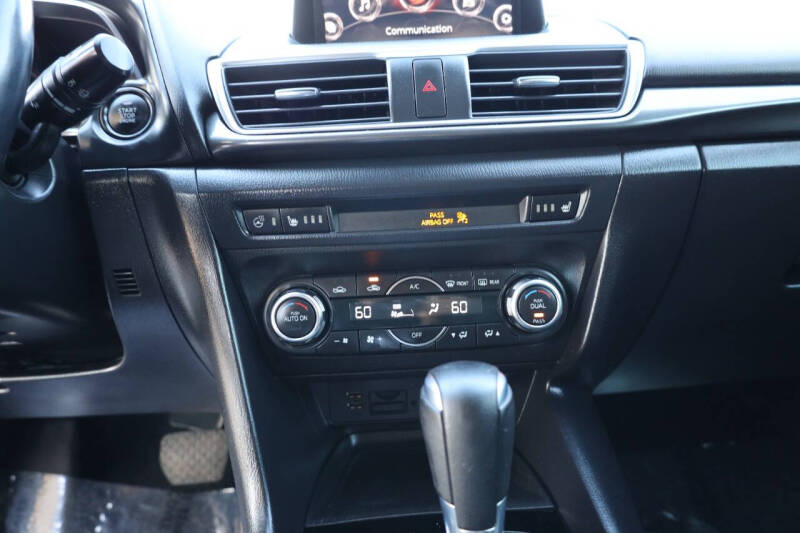 2017 Mazda MAZDA3 Grand Touring