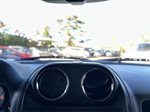 2016 Jeep Patriot Sport