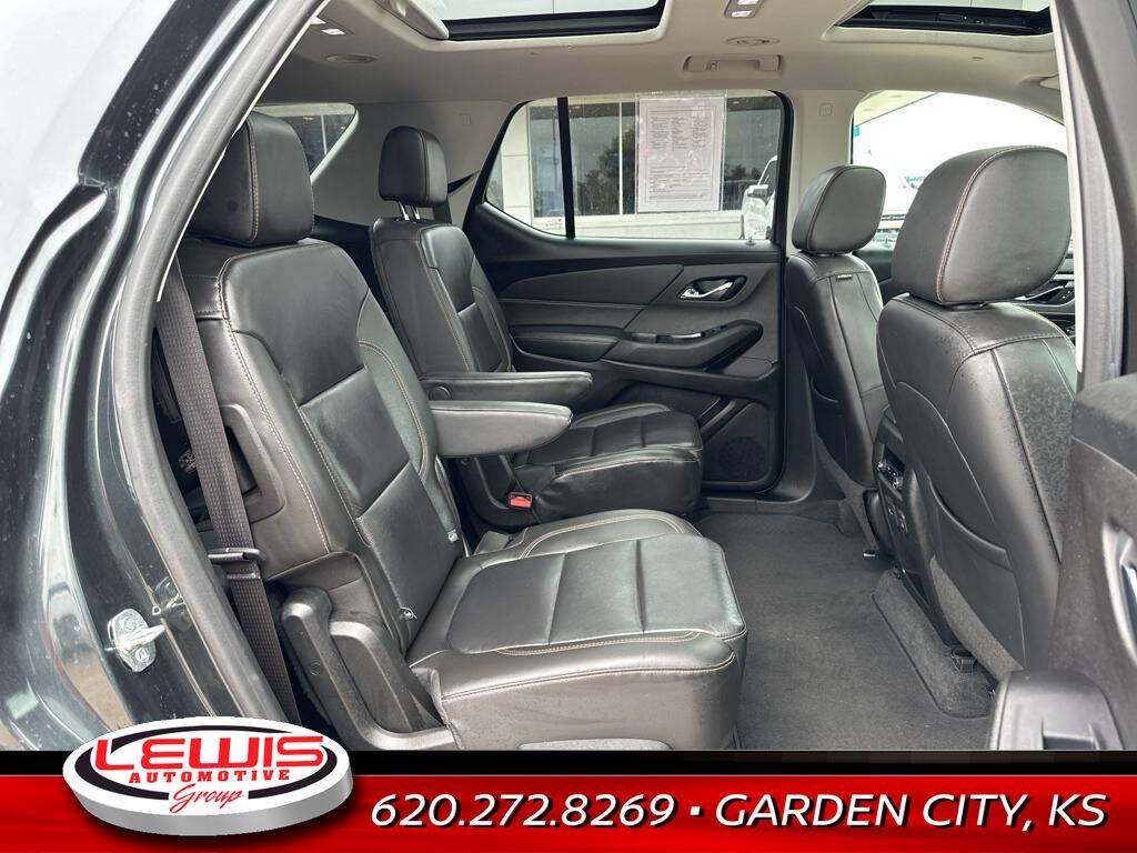 2020 Chevrolet Traverse for sale at Lewis Chevrolet of Garden City in Garden City, KS