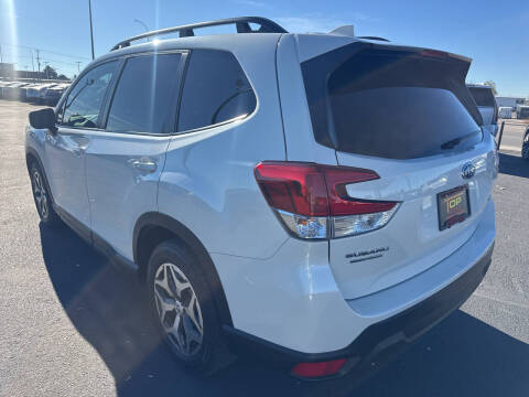 2022 Subaru Forester Premium
