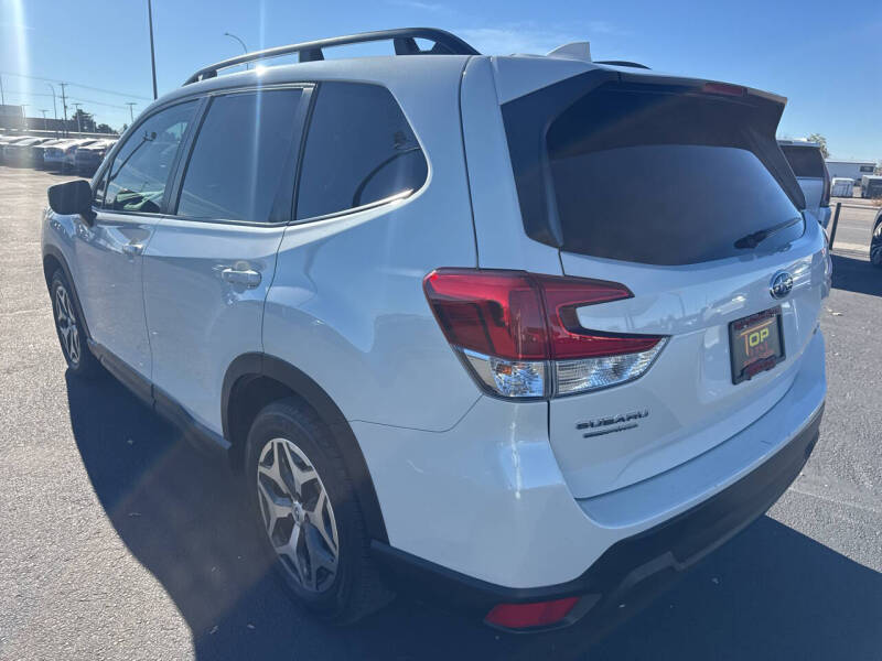 2022 Subaru Forester Premium