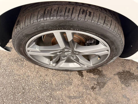 2017 Audi A4 2.0T quattro Premium Plus