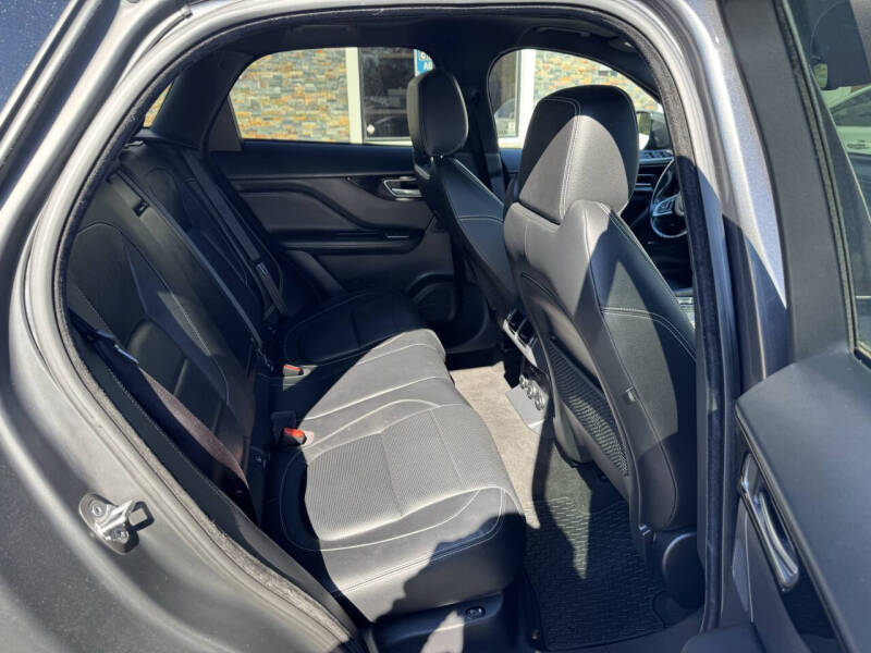 2018 Jaguar F-PACE S