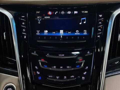 2019 Cadillac Escalade Platinum