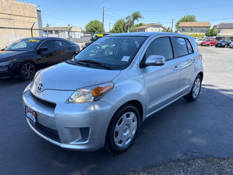 2014 Scion xD