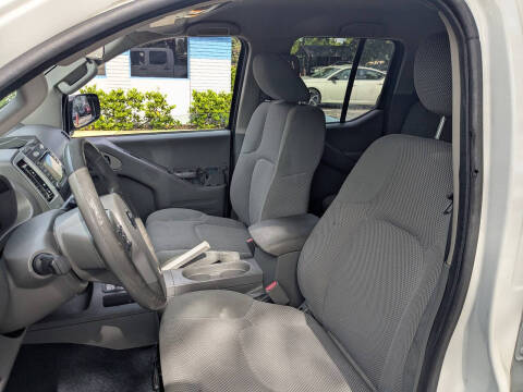 2017 Nissan Frontier SV