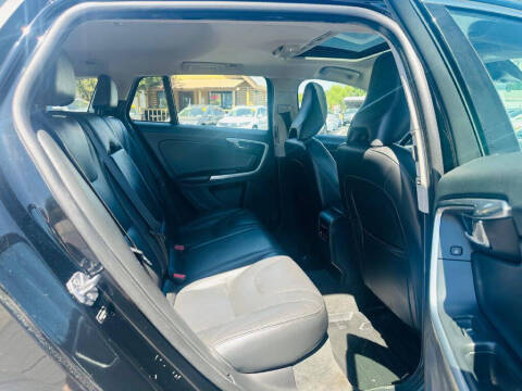 2017 Volvo V60 T5 Premier