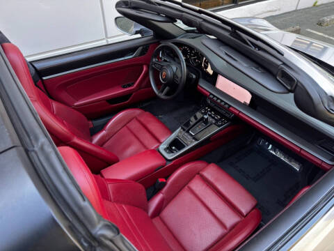 2021 Porsche 911 Targa 4S